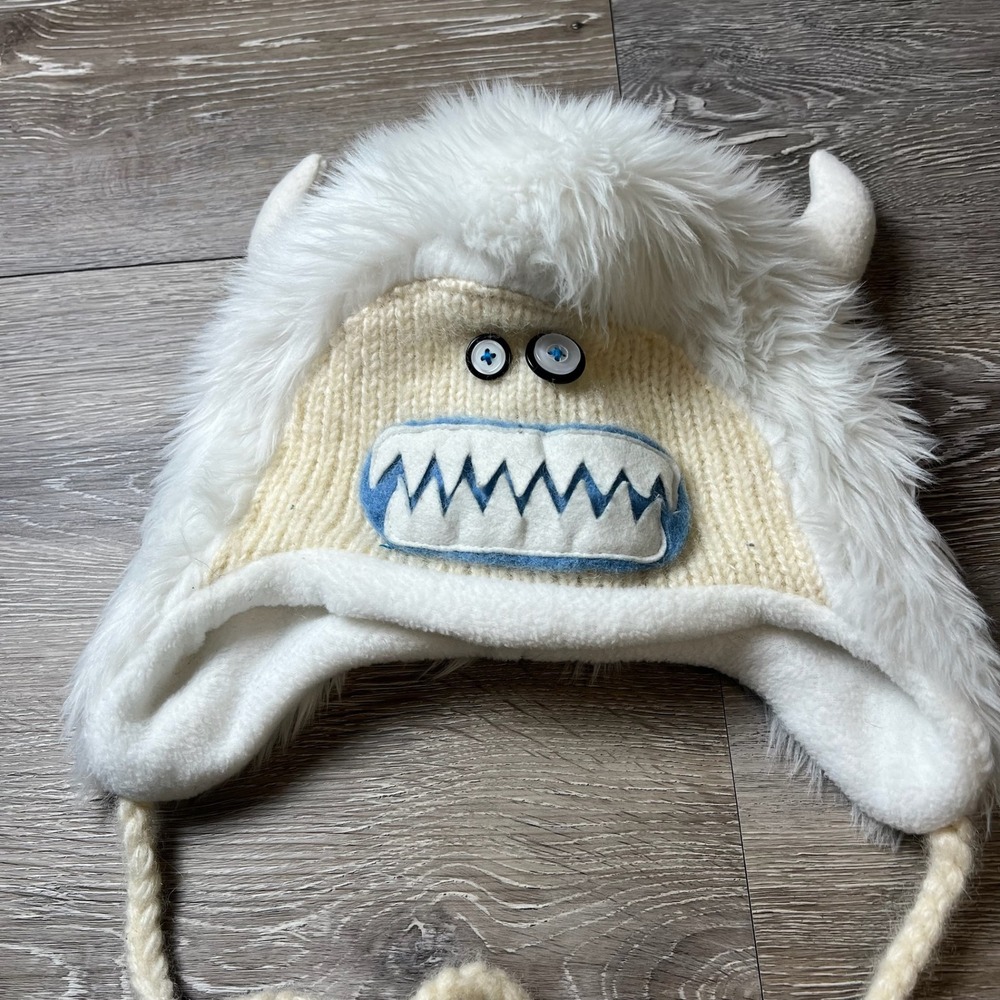 Knitwits Yeti Monster Trapper Hat Unisex OS White Wool Faux Fur Earflap Beanie - Picture 3 of 11